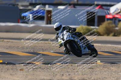 media/Dec-17-2023-CVMA (Sun) [[bf0c04832d]]/Race 2 Amateur Supersport Open/